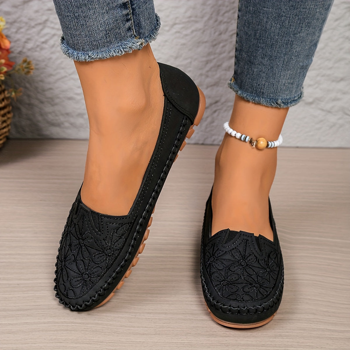 Orthopedic loafers shoes for women—lightweight and comfortable.