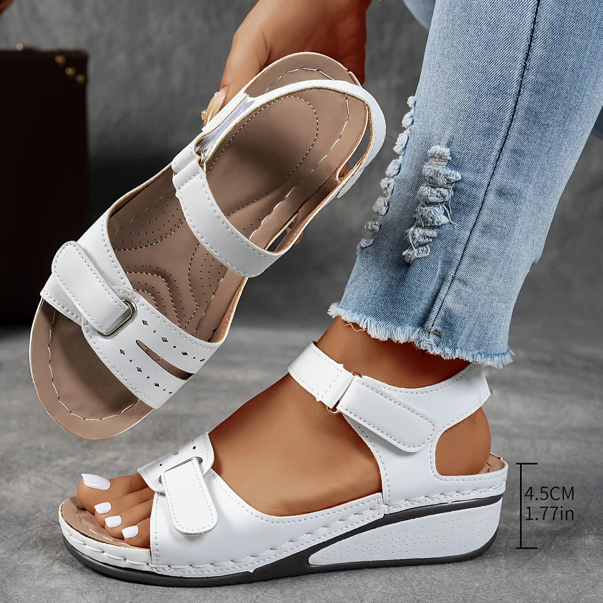 WOMEN'S ORTHOPEDIC SANDALS