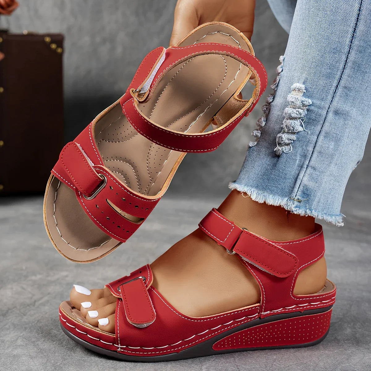 WOMEN'S ORTHOPEDIC SANDALS