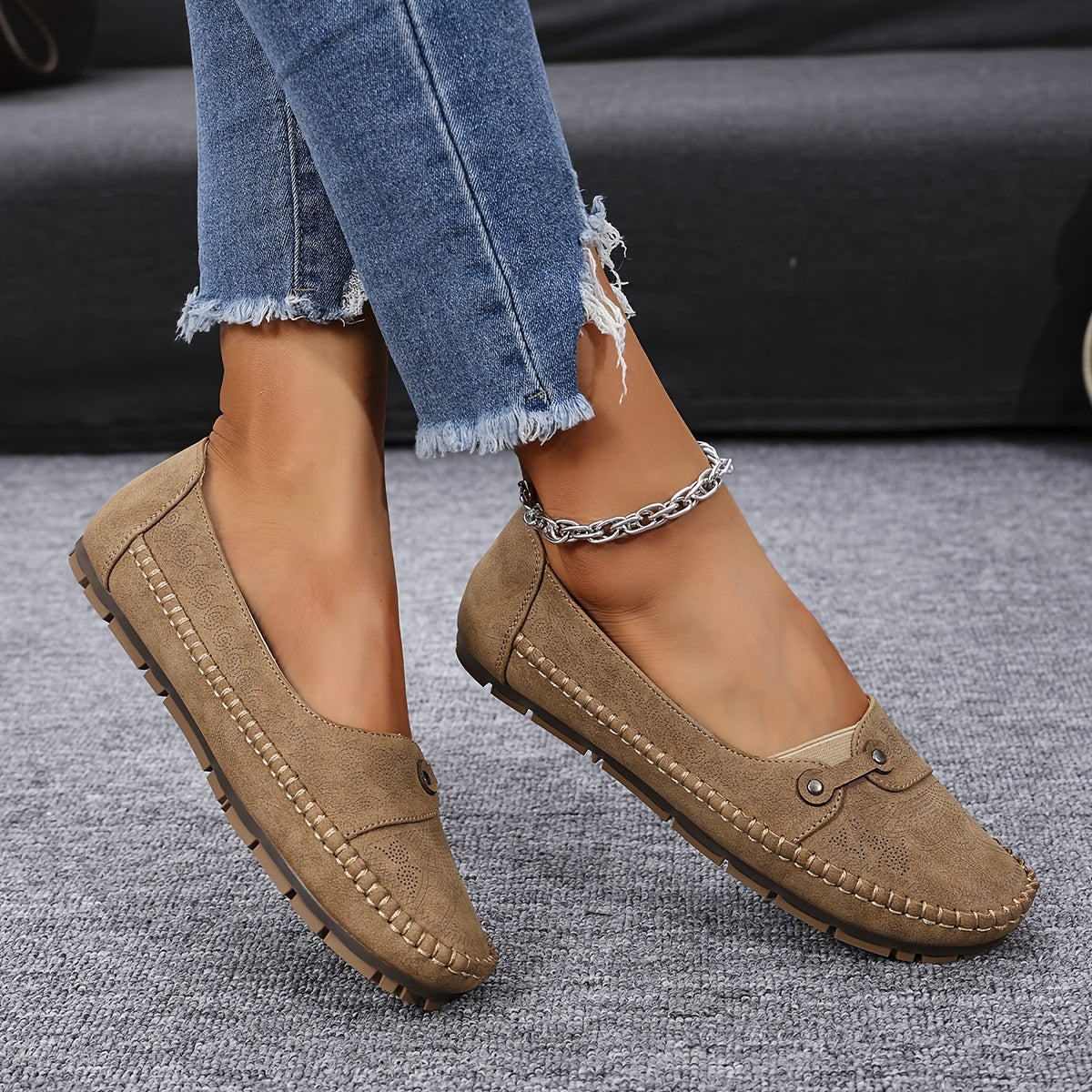 These women's slip-on shoes are lightweight, comfortable, and soft.