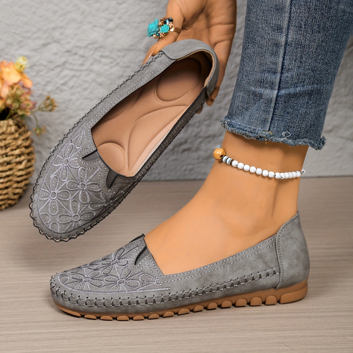 Orthopedic loafers shoes for women—lightweight and comfortable.