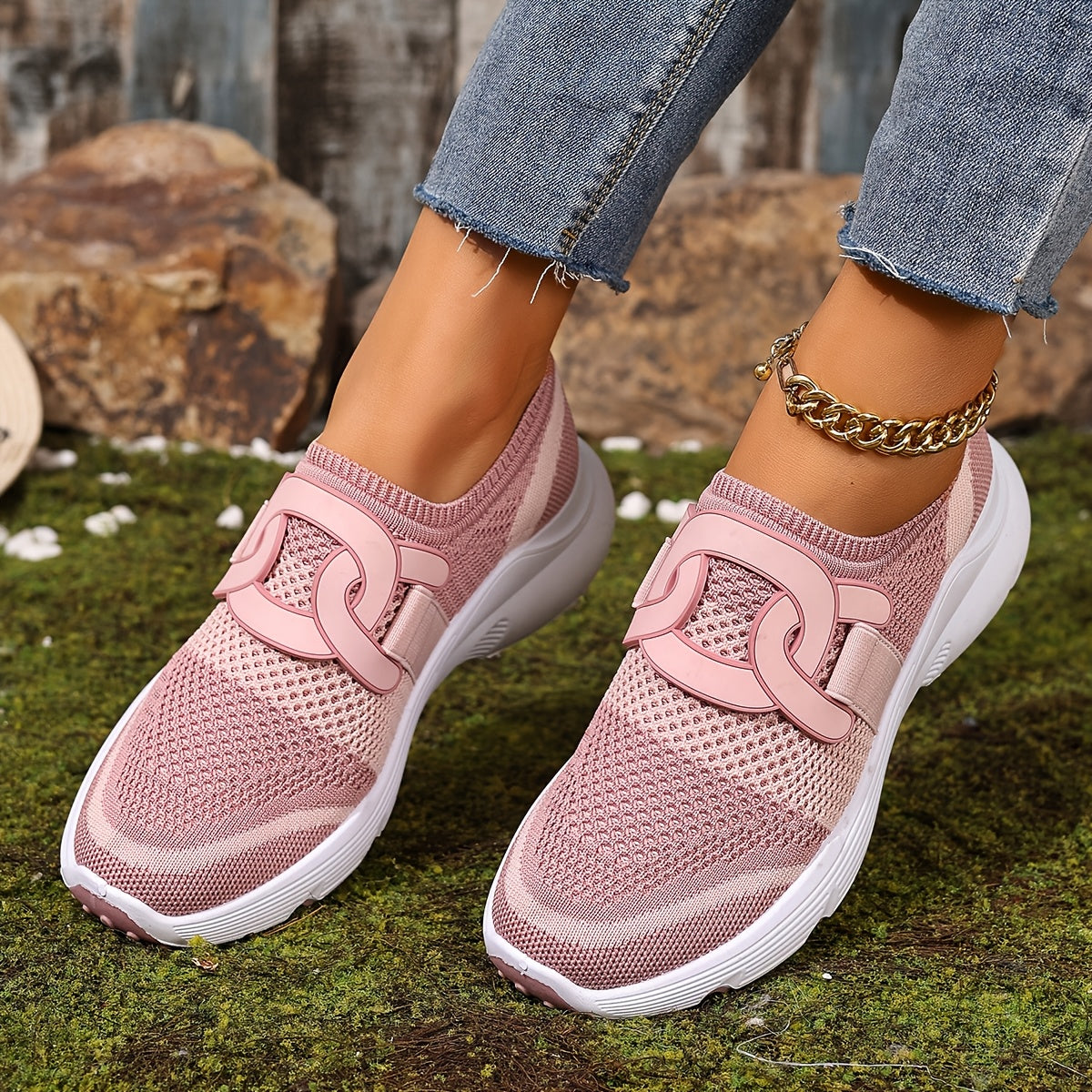 Women's athletic shoes with thick, breathable, and comfortable soles.