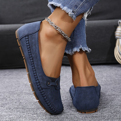 These women's slip-on shoes are lightweight, comfortable, and soft.
