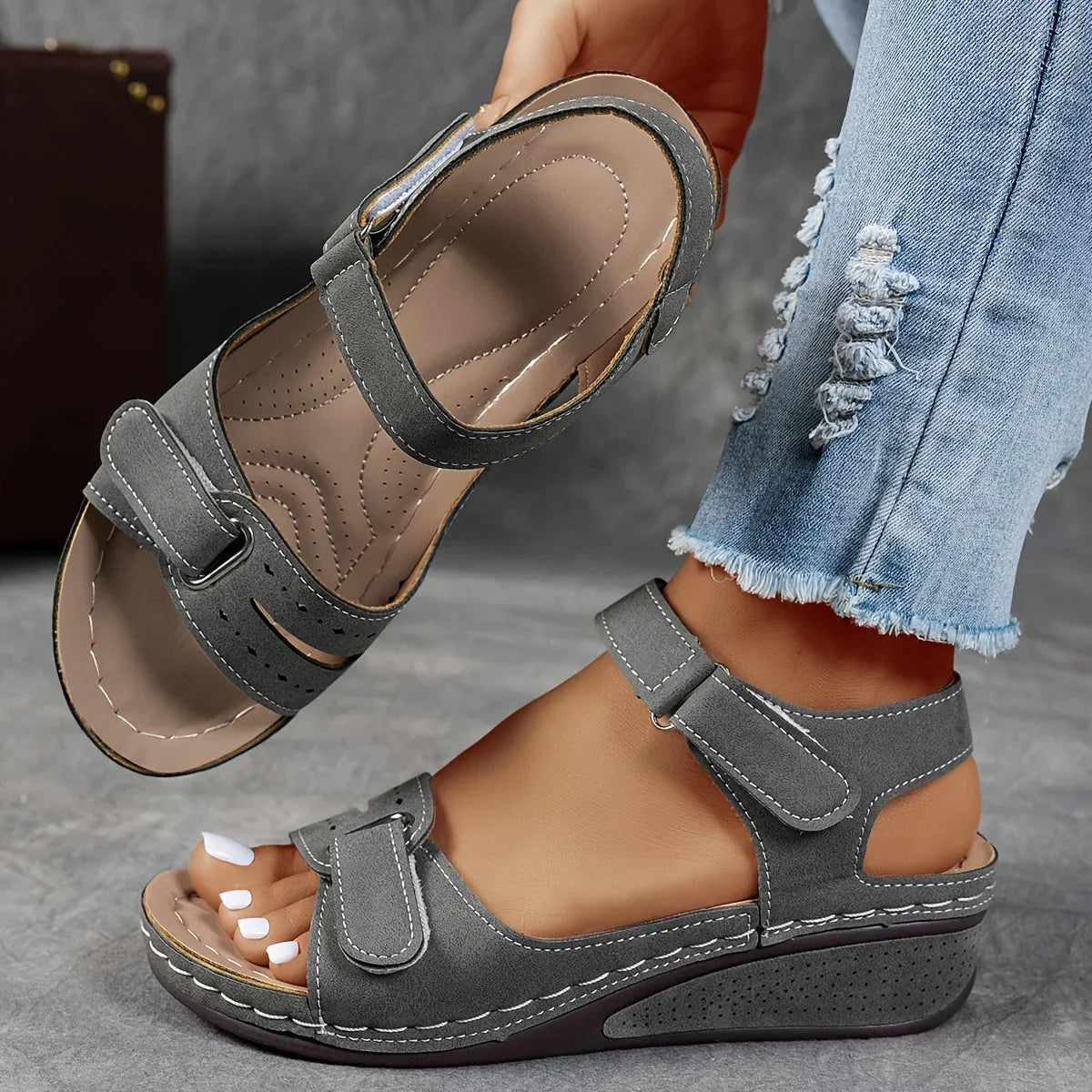 WOMEN'S ORTHOPEDIC SANDALS