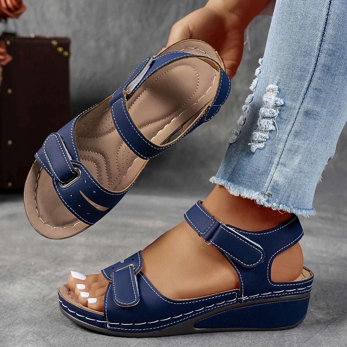 WOMEN'S ORTHOPEDIC SANDALS